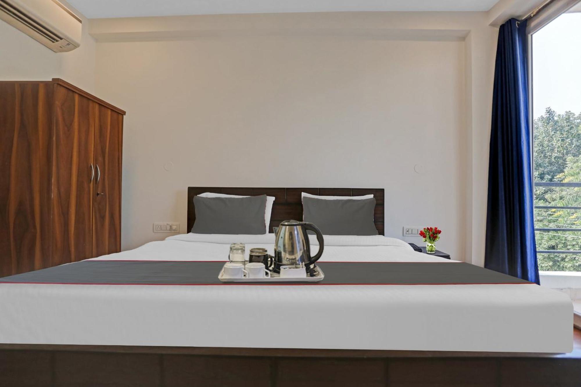 Hotel O The Grand Palm Gurgaon Esterno foto
